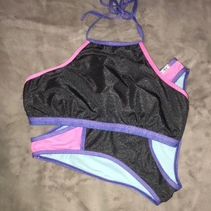 halter top bikini